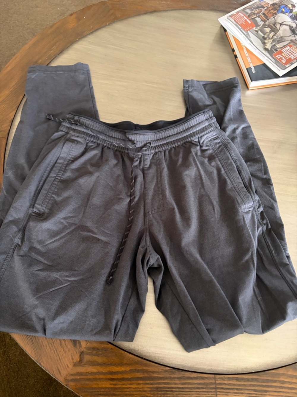 Women’s Kuhl Joggers Grey Casual Pant Size S Long